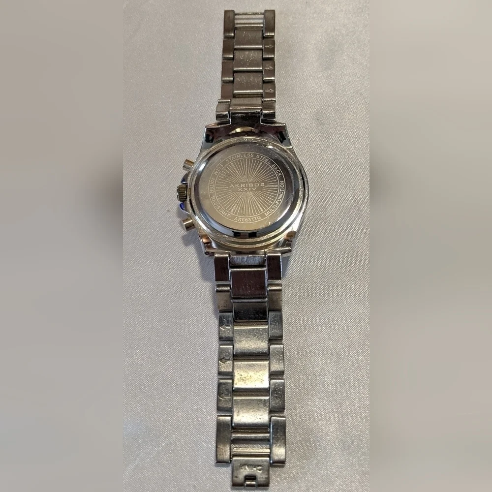 Akribos XXIV Women's Chronograph Watch MOP AK683TTG Crystals New Battery 6.5